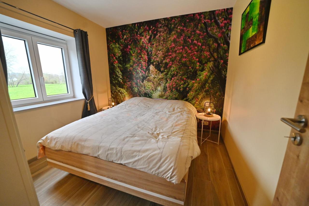 La Petite Maison Dans La Prairie Hotton